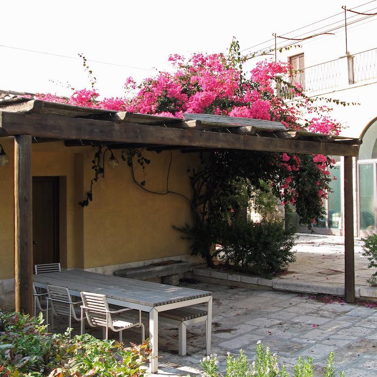 Villa Carcano Trani Chambre photo