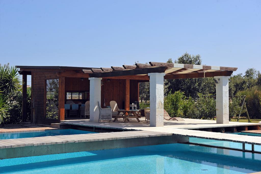 Villa Carcano Trani Extérieur photo